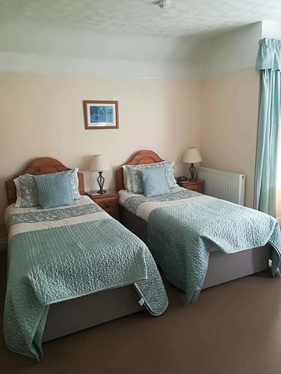Beech Lodge Guest House New Milton Exteriör bild